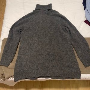 🤍H&M grey sweater
